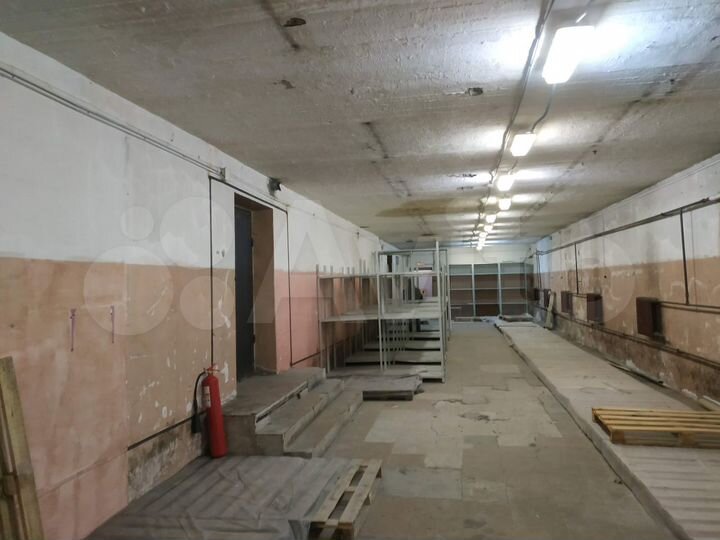 Отапливаемый склад в подвале, 123 м²