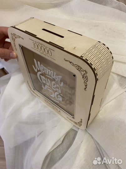 Копилка из фанеры ручной работы