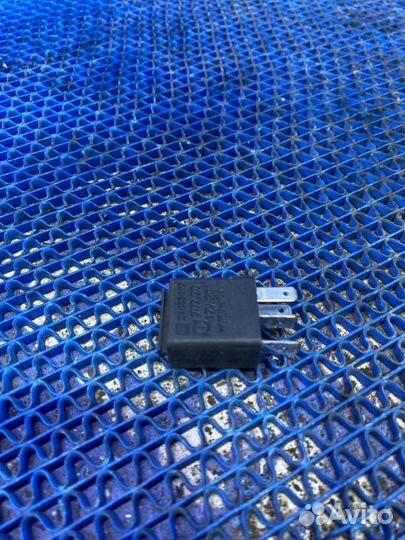 Реле Opel Corsa D хэтчбек Z12XEP 2007