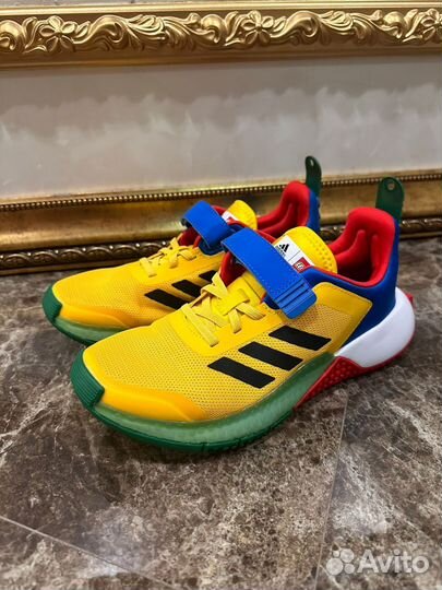 Кроссовки adidas