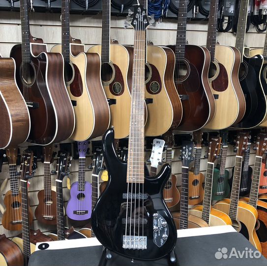 Бас-гитара 5-ти струнная Cort Action-Bass-V-Plus
