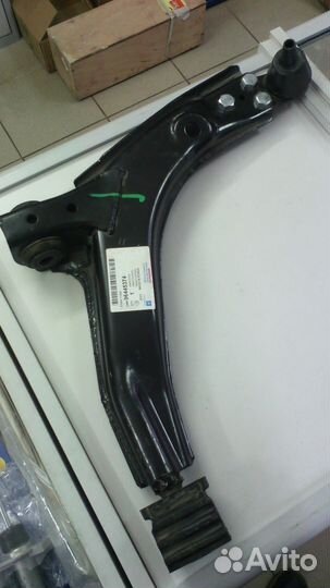 Рычаг шаровой новый Нексия Nexia