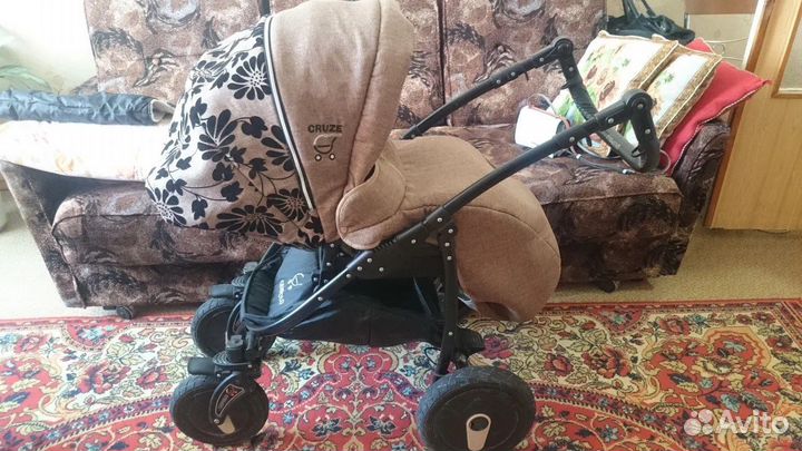 Продам коляску 2 в 1 quipolo