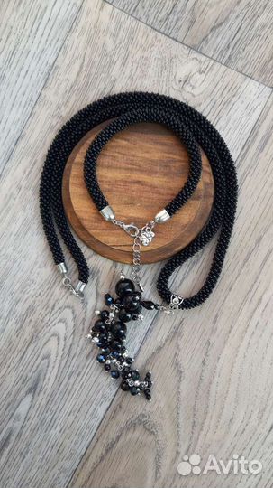 Черный комплект украшений ручной работы