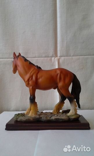 Фигурки лошадей из полистоуна