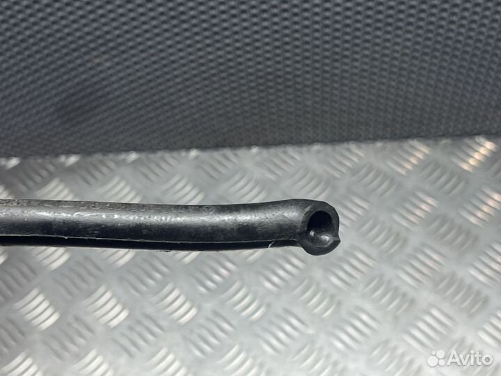 Трубка КВКГ Mercedes-Benz W220