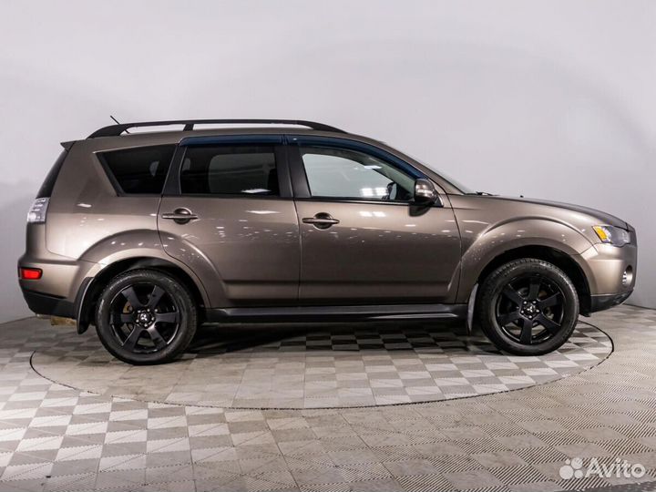 Mitsubishi Outlander 2.4 CVT, 2012, 151 214 км