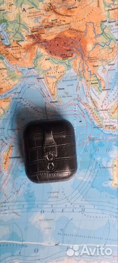 Airpods кейс
