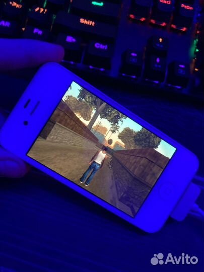 iPhone 4S iOS 6 32GB