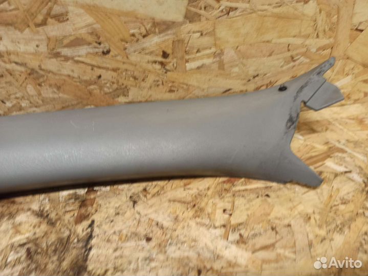 Накладка левой стойки Nissan Almera Classic