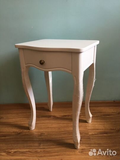 Тумба прикроватная