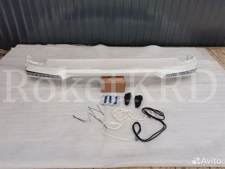 Губа Toyota Land Cruiser 200 12-15г LED в Наличии