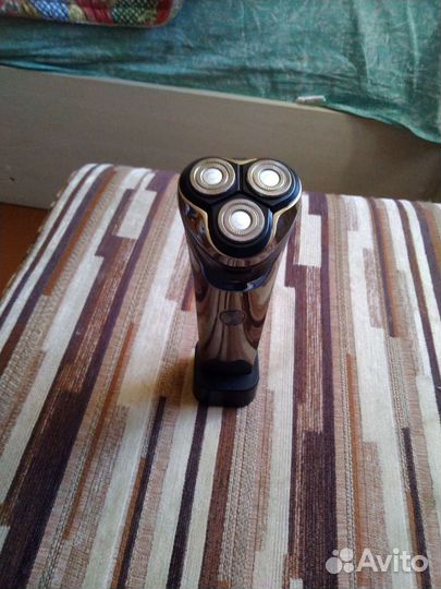 Мужская электробритва беспроводная