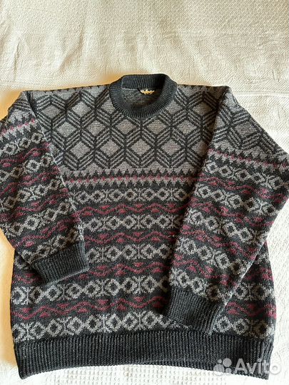 Свитер мужской