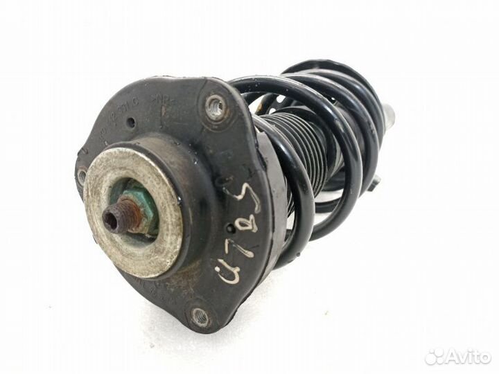 Амортизатор подвески передний правый Volkswagen