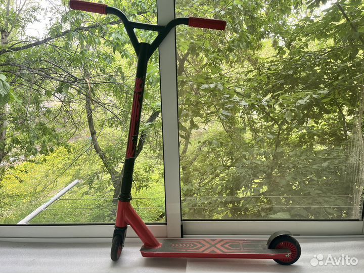 Самокат трюковой высота 80 см