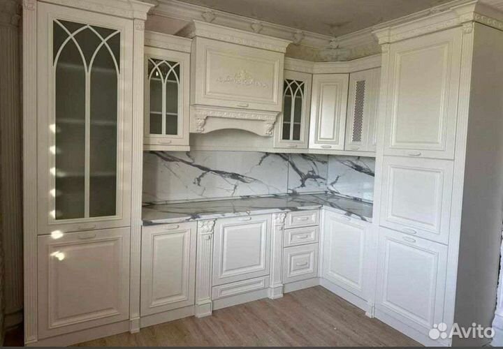 Цена за весь угловой кухонный гарнитур белый