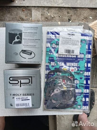 Поршневая и комплект прокладок на снегоход Ски-До