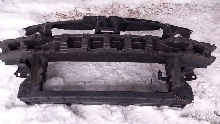 Volkswagen Jetta 5 2005-11 телевизор передн панель