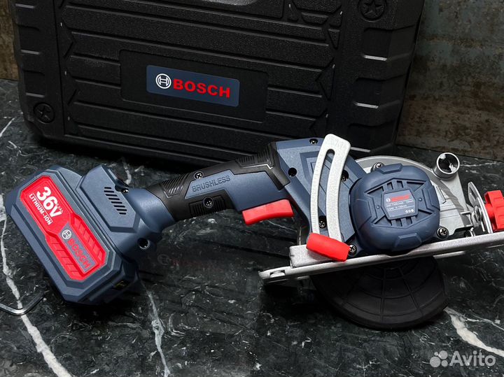 Циркулярная пила Bosch 150мм аккумуляторная