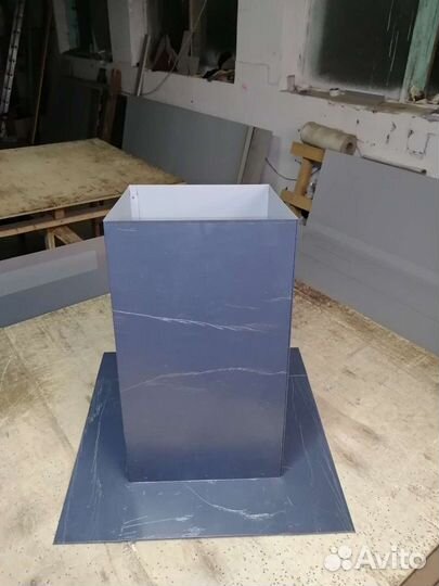 Кожух с примыканием 365х365х650х600 серый RAL7024