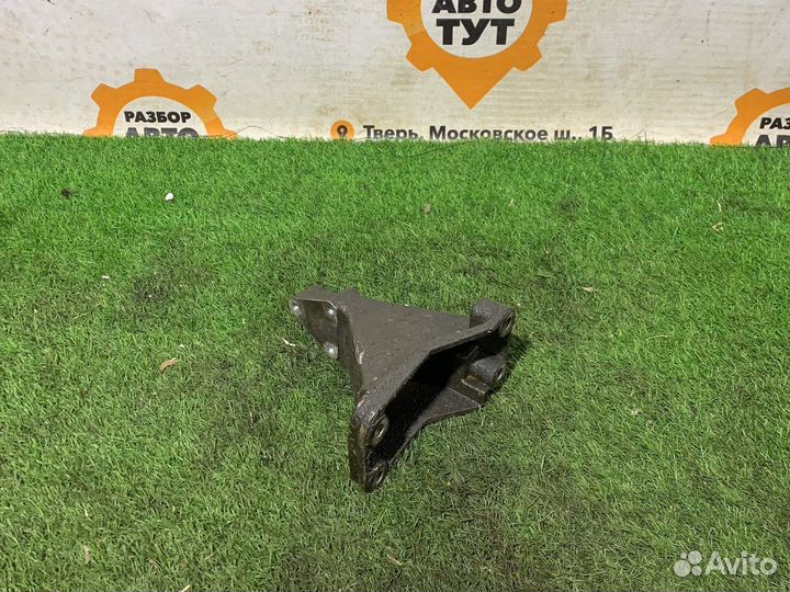 Кронштейн задней подушки Chery Amulet