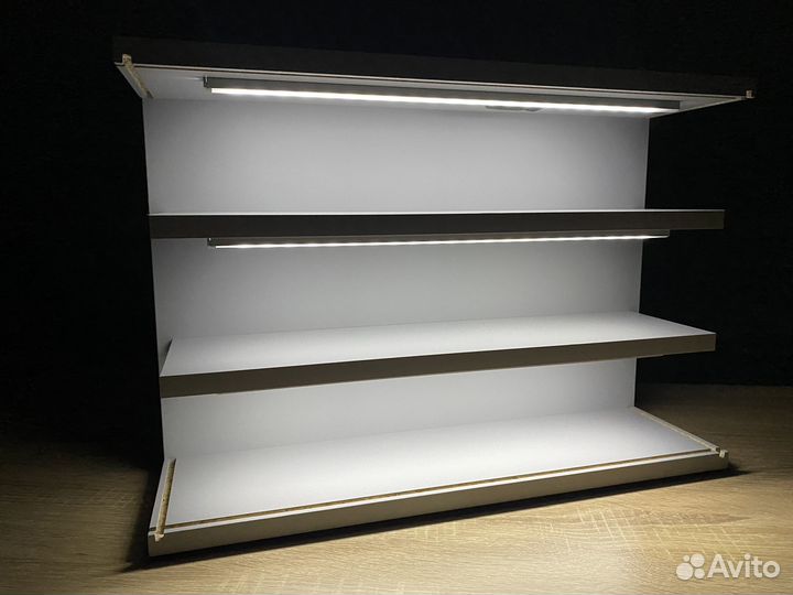 1/43 стеллаж на 30 моделей с подсветкой