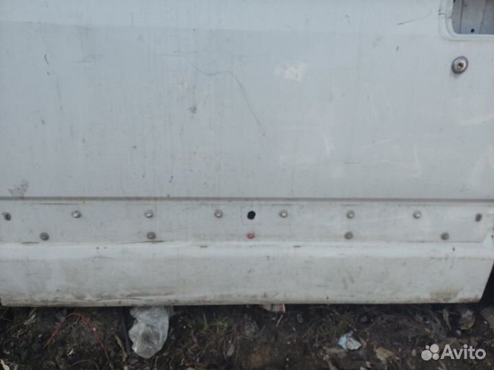 Дверь боковая сдвижная правая низ глух Рено Мастер