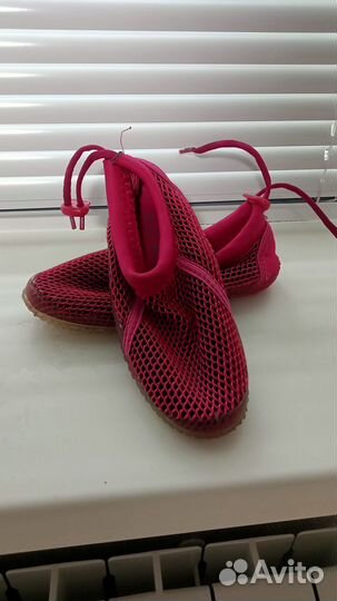 Продам аквасоки для девочки