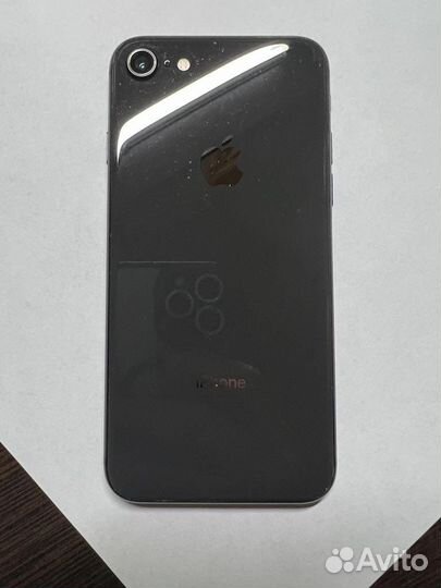 iPhone 8, 64 ГБ