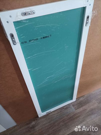 Зеркало в алюминевой рамке