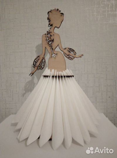 Салфетница. Сервировка салфеток