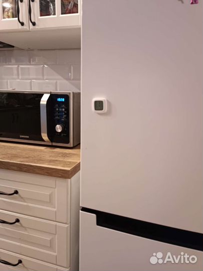 Термометр и гигрометр электронный