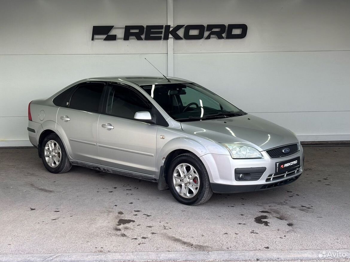 Ford Focus 1.6 MT, 2006, 329 325 км