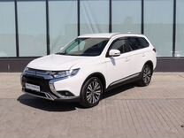 Mitsubishi Outlander 2.0 CVT, 2018, 147 972 км, с пробегом, цена 1 979 000 руб.