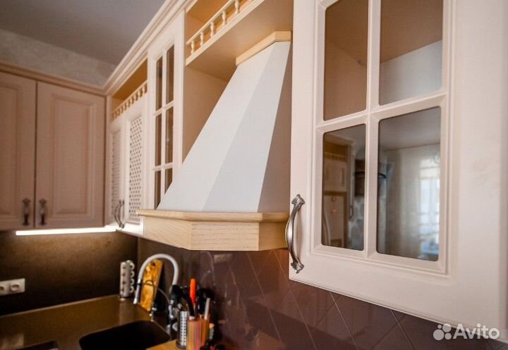 Кухня под потолок