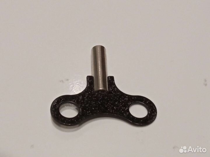 Ключ заводной к часам