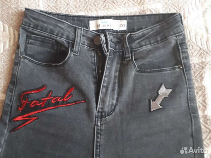 Джинсы дл девочки б/у