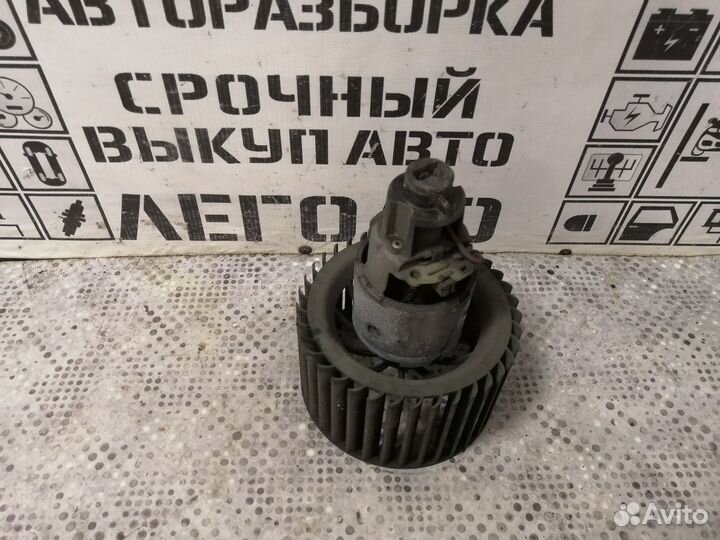 Моторчик отопителя для Audi 100 C4