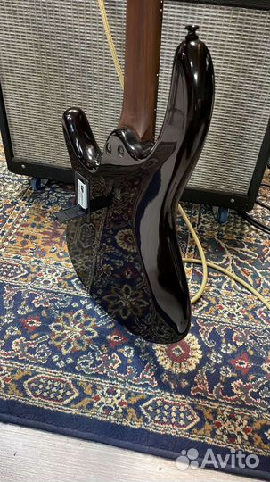 Бас гитара Cort B4