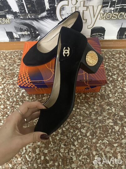 Туфли женские