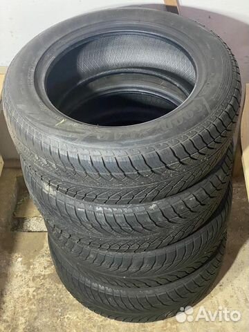 Goodyear UltraGrip Performance 205/60 R16 92H
