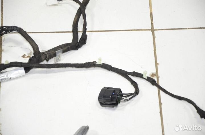 Проводка двери задняя левая Land Rover Range Rover