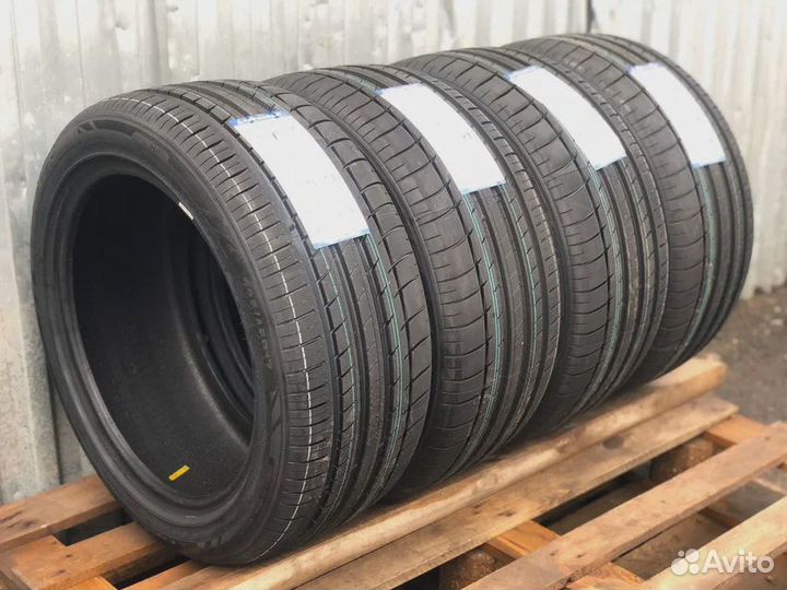 Triangle Sports TH201 245/40 R18