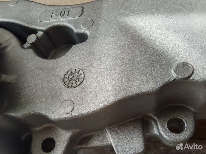 Помпа, водяной насос Opel Astra/Corsa 95524738