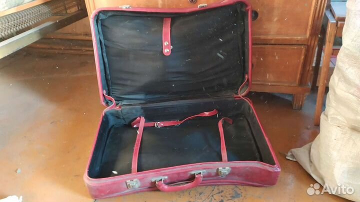 Чемоданы времен СССР