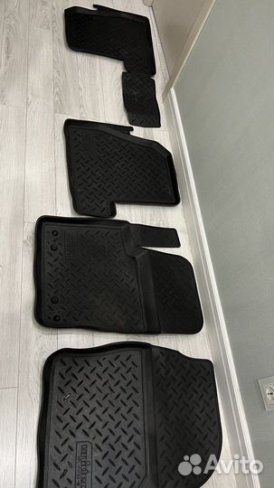 Ковры резиновые в авто