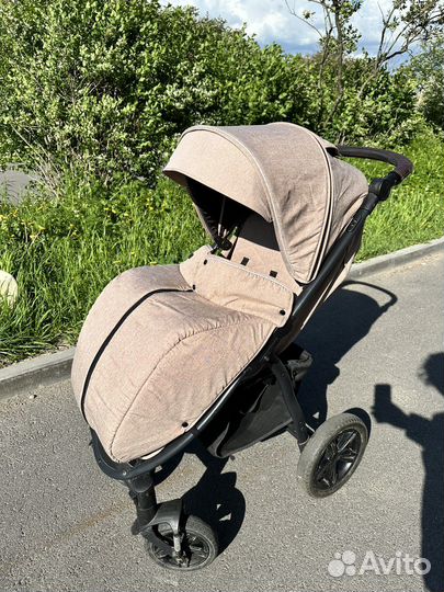 Коляска прогулочная bubago cross