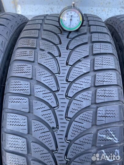 Bridgestone Blizzak LM-80 Evo 235/60 R18