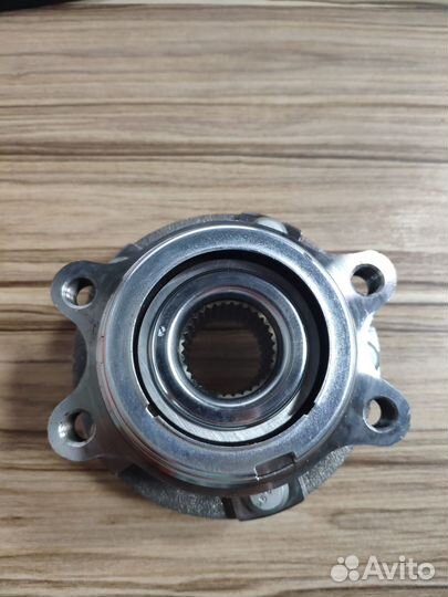 Передняя ступица Nissan Teana